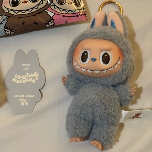 100% AUTHENTIC Popmart Exciting Macaron Labubu Sea Salt Coconut - Picture 2 of 8